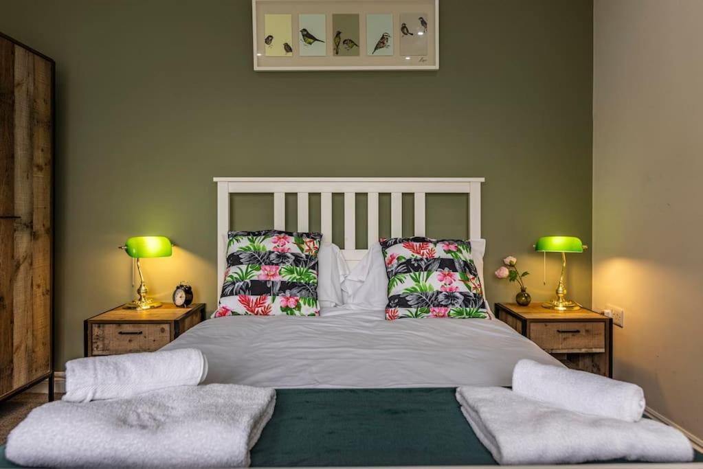 Dovecote House Beeston Private Parking 15Mins From Nottingham City Centre Close To Qmc Hospital Экстерьер фото