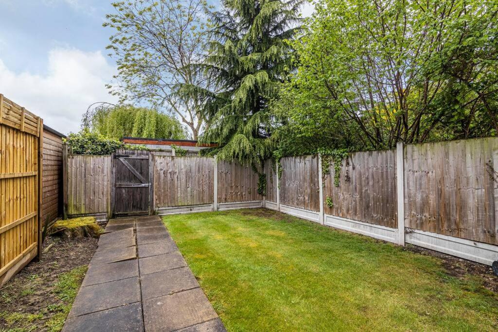 Dovecote House Beeston Private Parking 15Mins From Nottingham City Centre Close To Qmc Hospital Экстерьер фото